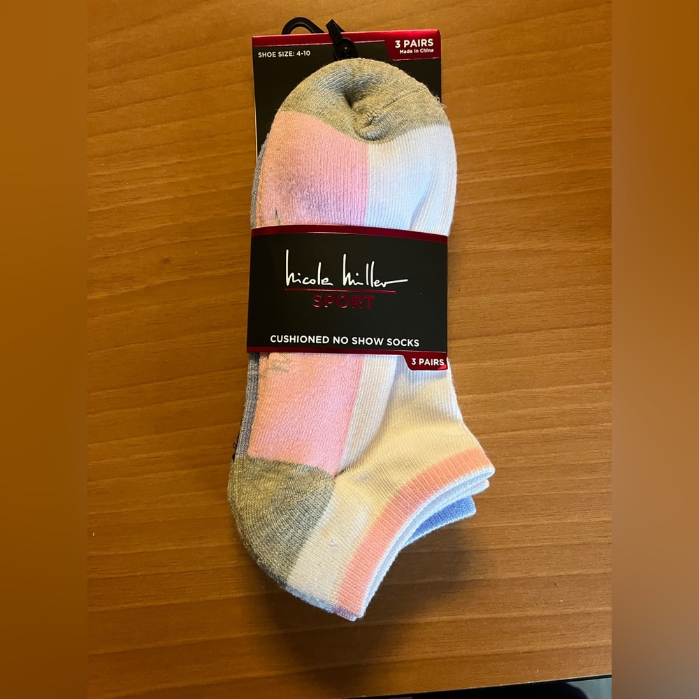 Nicole Miller Athletic Socks Cushioned Comfort